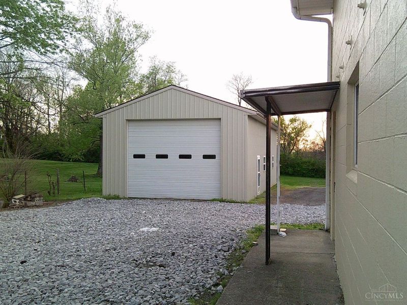 2206 Cincinnati Dayton Road, Middletown, OH 45044 Photo 1