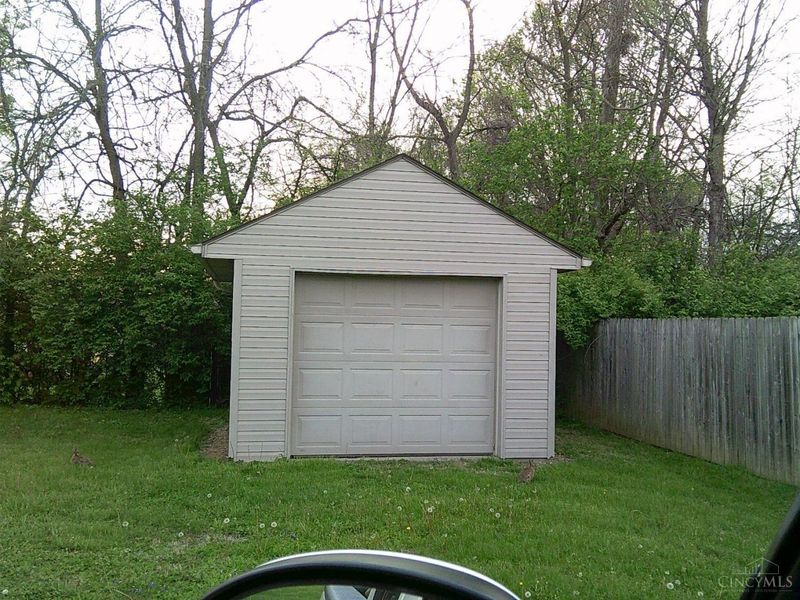 2206 Cincinnati Dayton Road, Middletown, OH 45044 Photo 12