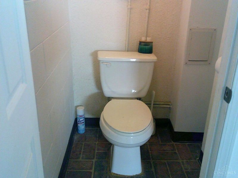 2206 Cincinnati Dayton Road, Middletown, OH 45044 Photo 18