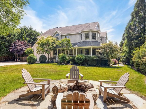 4 Glynn Drive, Shelter Island, NY 11964