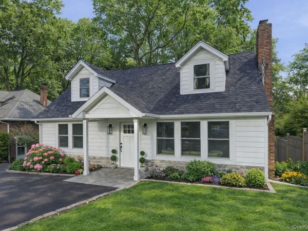 18 Maple Place , Huntington, NY 11743