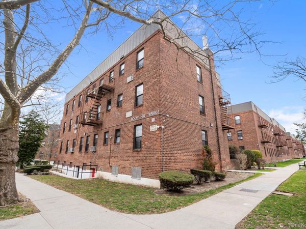 215-12 47 Ave, Unit 2B, Bayside, NY 11361