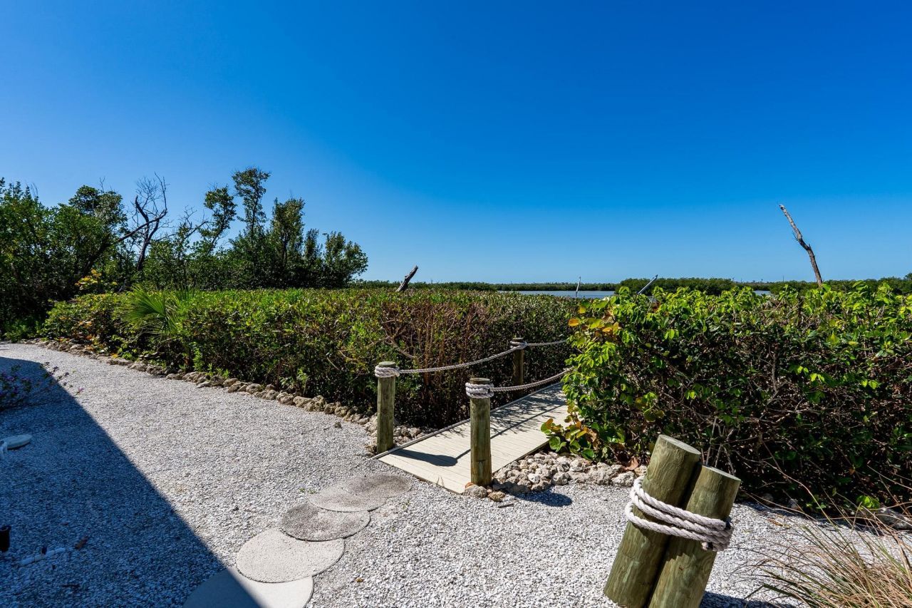 5427 Osprey Ct, Sanibel, FL 33957 Photo