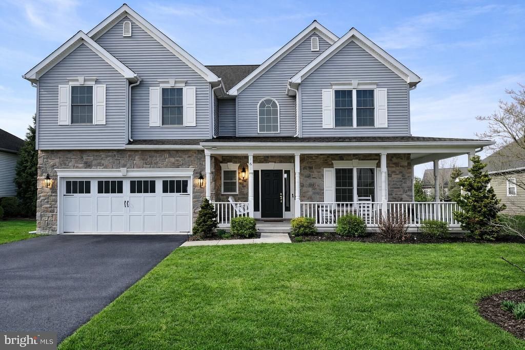 161 SCENIC RIDGE DRIVE, HUMMELSTOWN, PA 17036