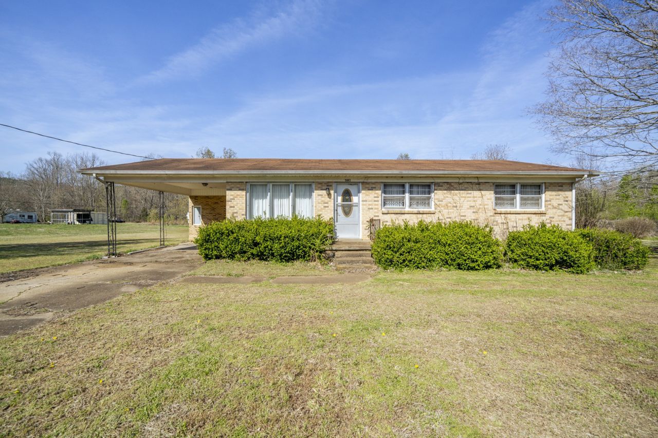 5062 Sunny Acres Dr, Waynesboro, TN 38485 Main Photo