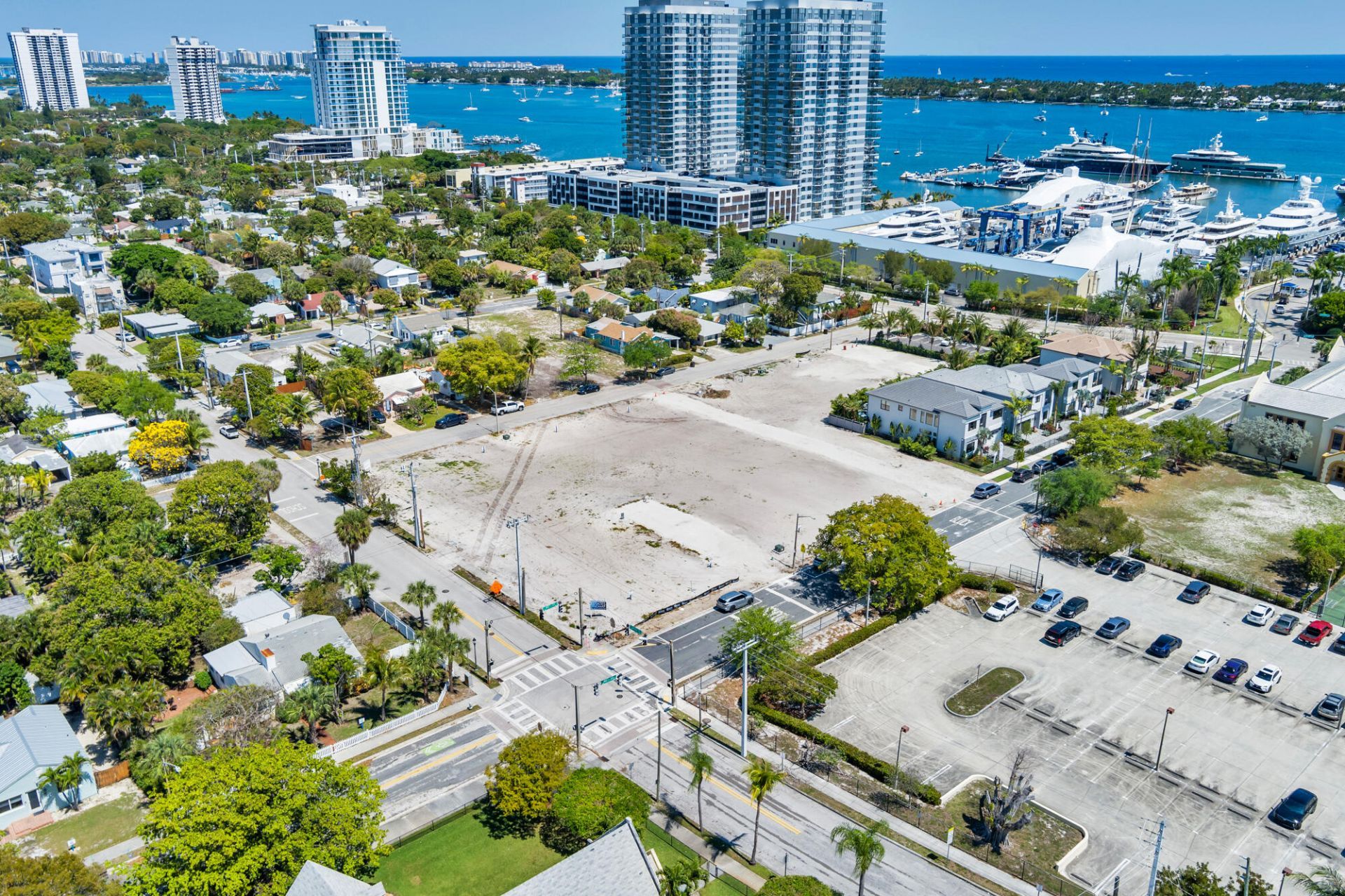 481 40th Street, West Palm Beach, FL 33407 Photo