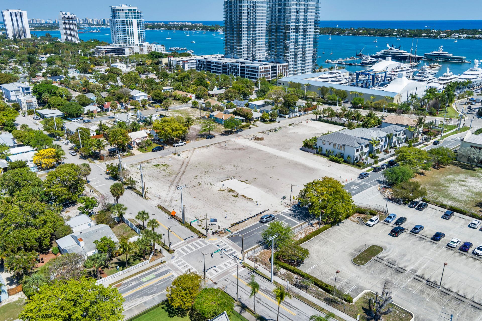 481 40th Street, West Palm Beach, FL 33407 Photo