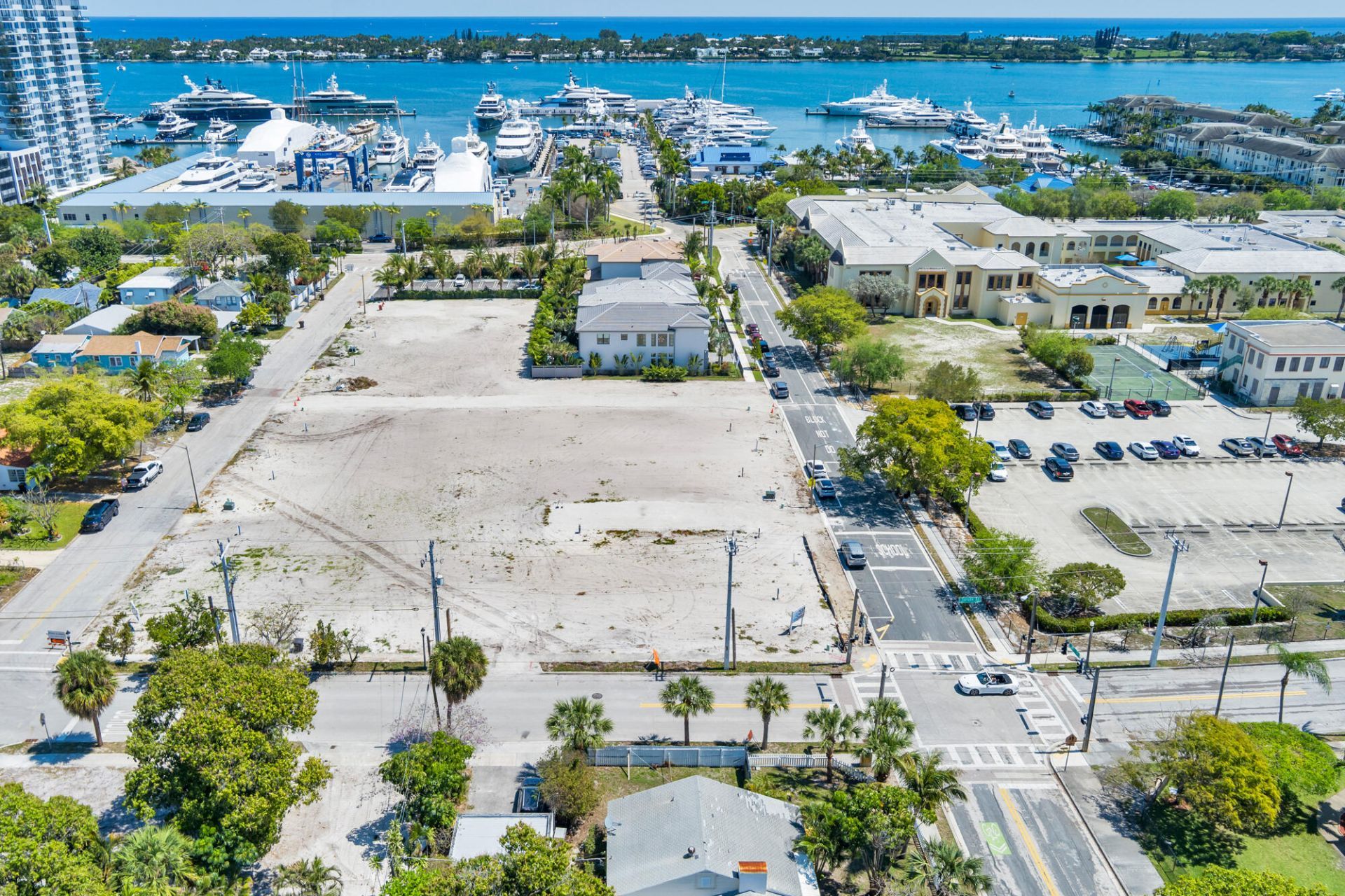 481 40th Street, West Palm Beach, FL 33407 Photo