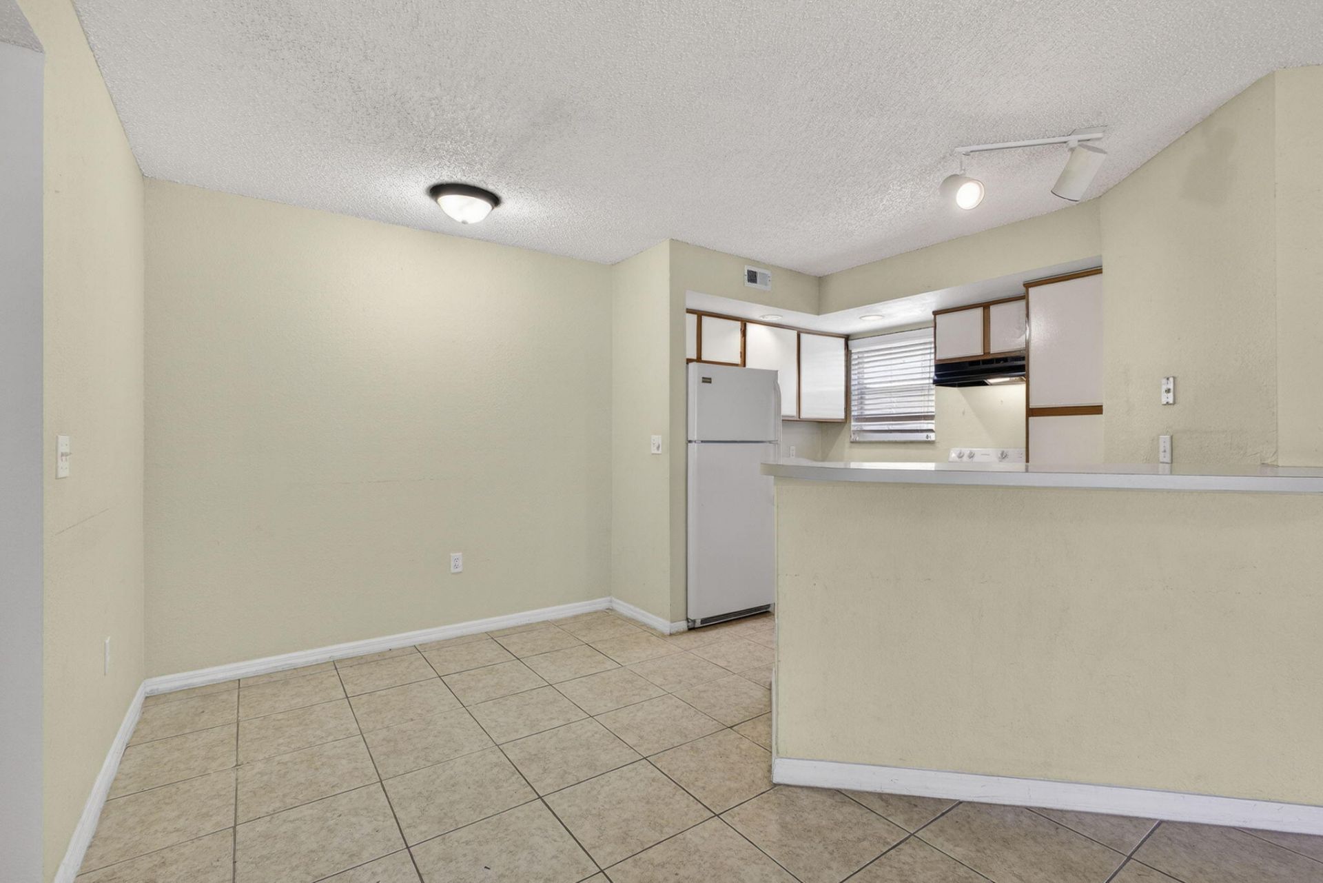 1401 Village Boulevard, Unit 1917, West Palm Beach, FL 33409 Photo