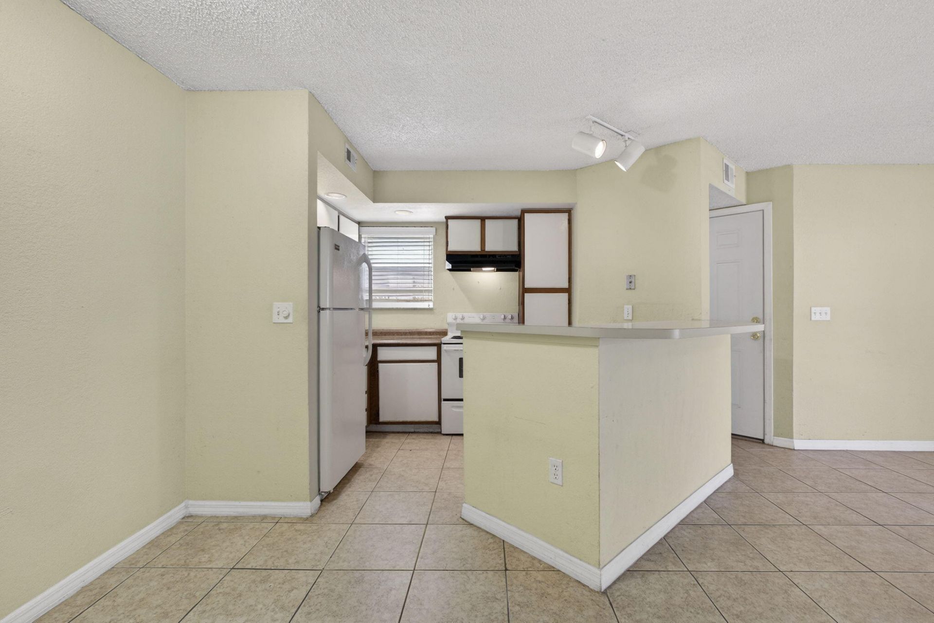 1401 Village Boulevard, Unit 1917, West Palm Beach, FL 33409 Photo