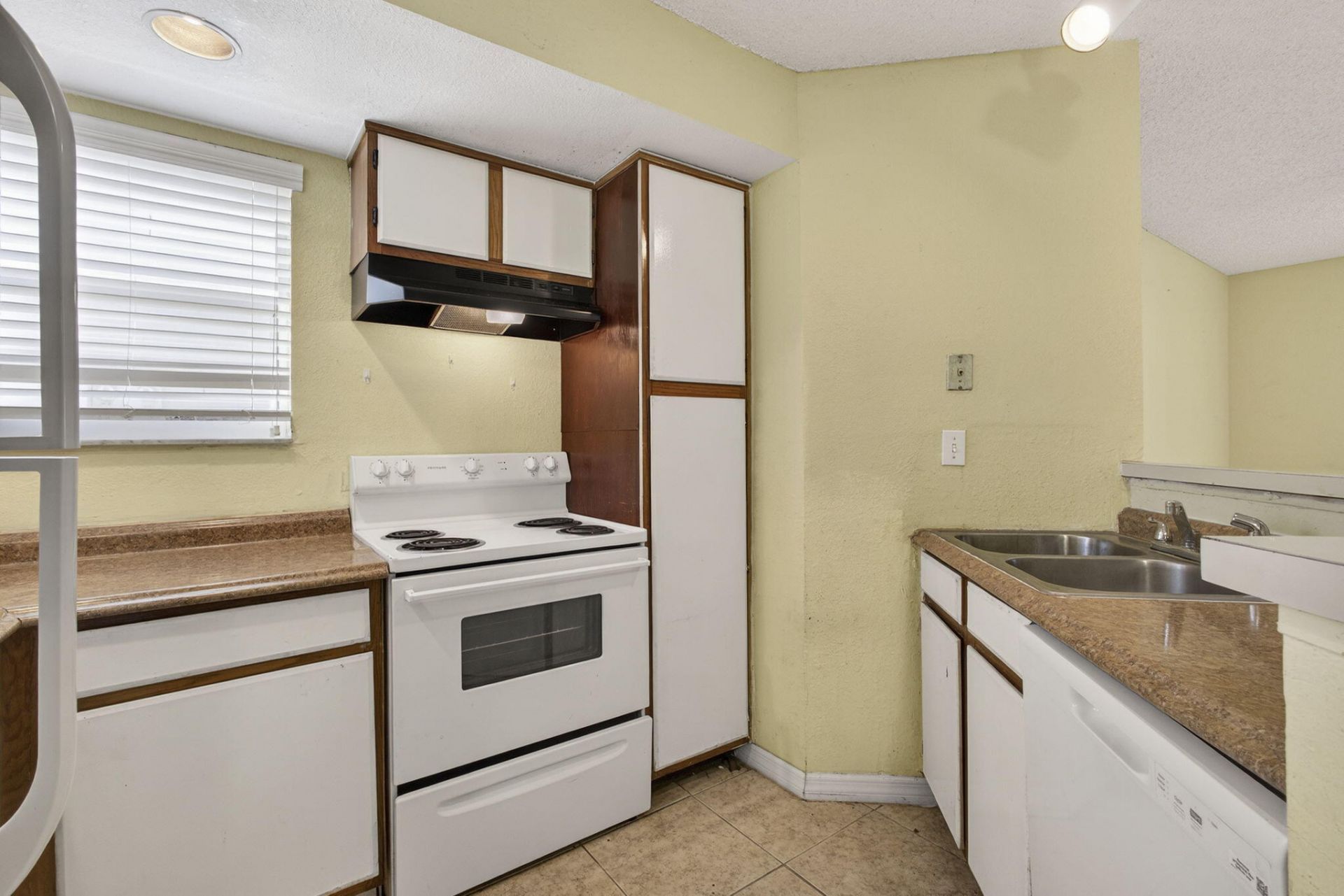 1401 Village Boulevard, Unit 1917, West Palm Beach, FL 33409 Photo