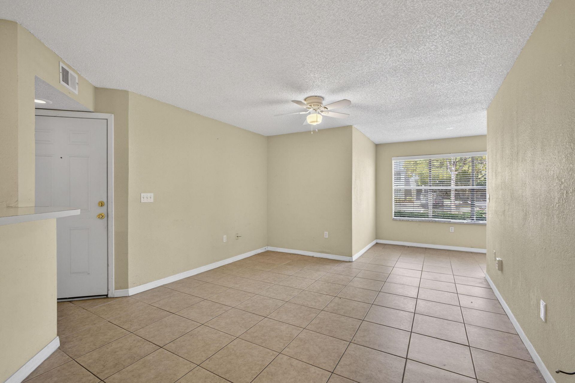 1401 Village Boulevard, Unit 1917, West Palm Beach, FL 33409 Photo
