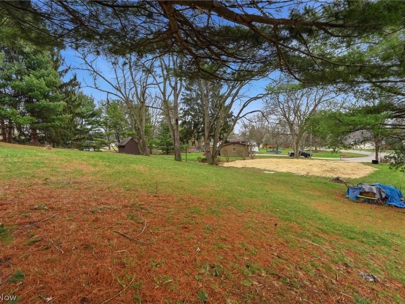 7622 Marelis Avenue NE, Canton, OH 44721 Photo 10