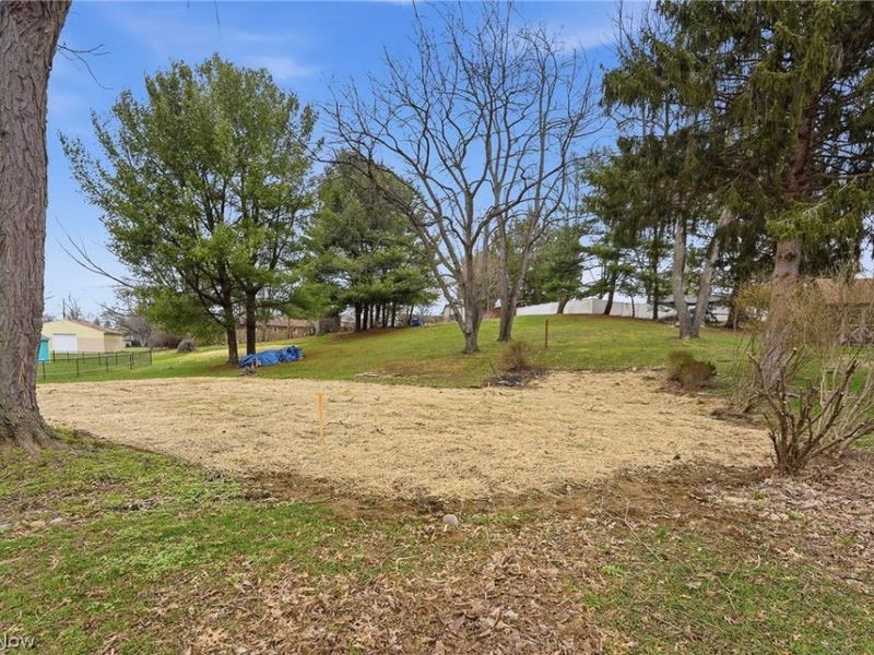 7622 Marelis Avenue NE, Canton, OH 44721 Photo 11