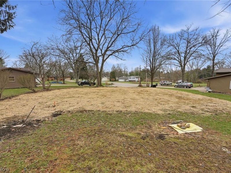 7622 Marelis Avenue NE, Canton, OH 44721 Photo 4