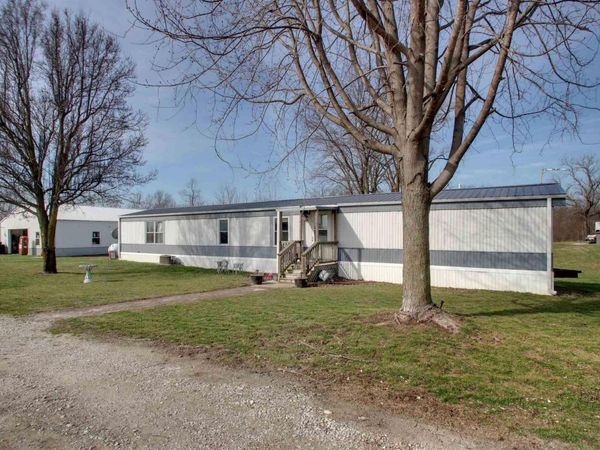 1193 E 3000th, Clayton, IL 62324