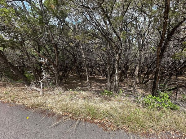 8300 Chestnut CV, Leander, TX 78645