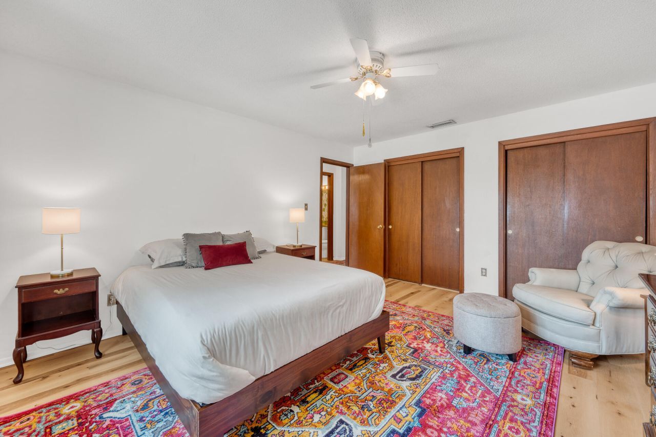 753 Ashdale Photo 15