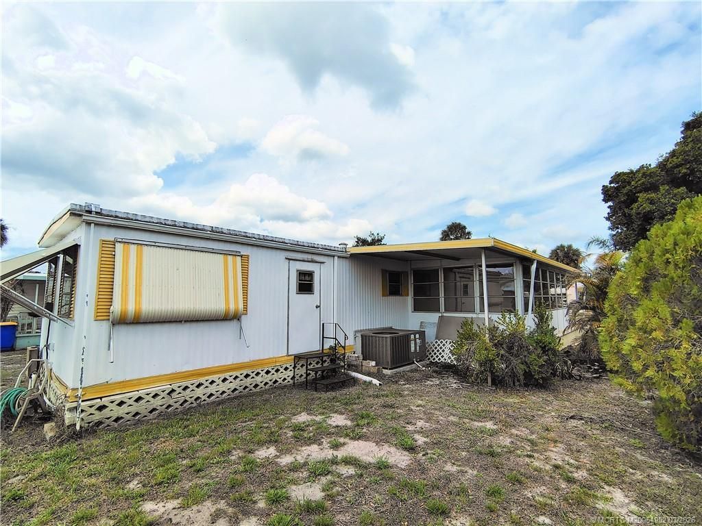2465 SE Penny Lane , Stuart, FL 34994 Photo