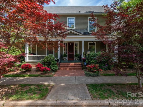 130 N Mulberry Street, Statesville, NC 28677