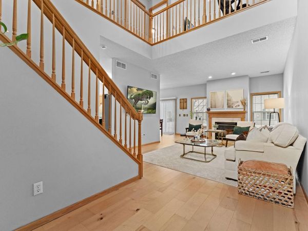 7395 Derby Lane, Shakopee, MN 55379