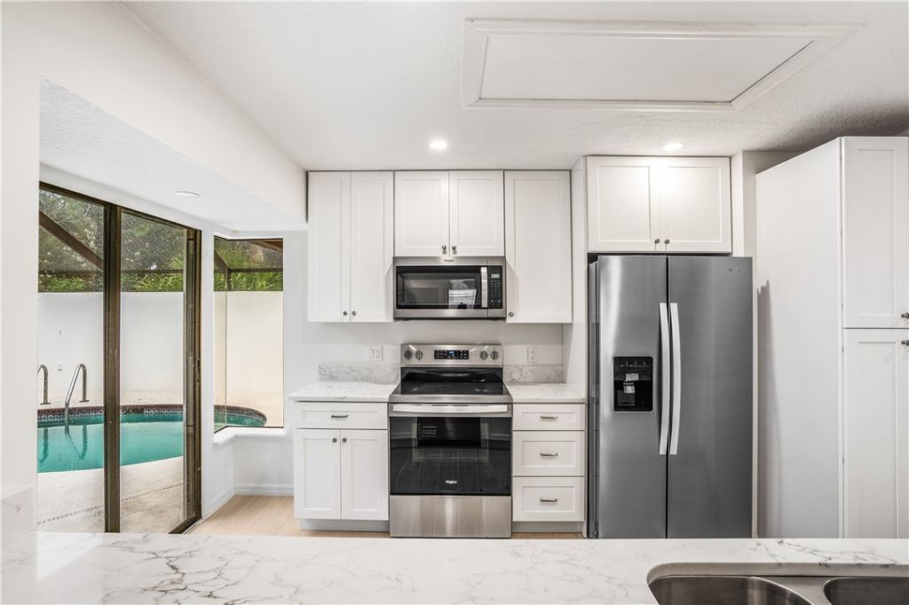 6281 N Mirror Lake Drive, Sebastian, FL 32958 Photo