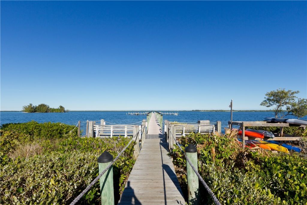 6281 N Mirror Lake Drive, Sebastian, FL 32958 Photo