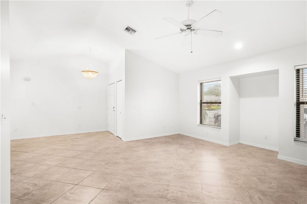 6281 N Mirror Lake Drive, Sebastian, FL 32958 Photo