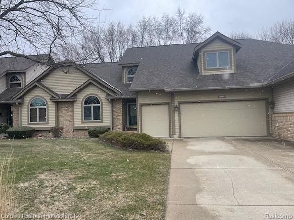 13096 Village Court, Vienna Twp, MI 48420