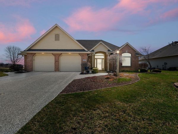 1815 Bent Tree Court, Auburn, IN 46706