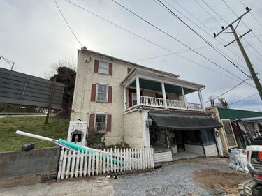 1421 Main St., Lynchburg, VA 24504
