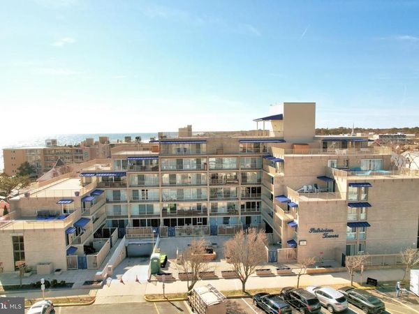 8 OLIVE AVENUE, Unit 111, REHOBOTH BEACH, DE 19971