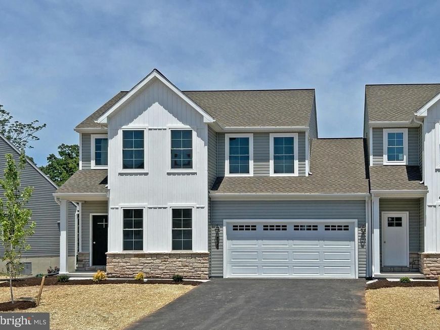 251 Sage Boulevard, Middletown, PA 17057 Main Photo