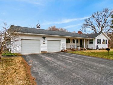 996 Johnson Road, Palmyra, NY 14522