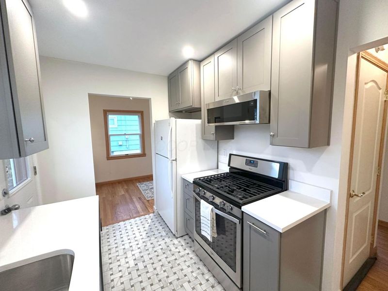 2443 Shrewsbury Road , Upper Arlington, OH 43221 Photo 7