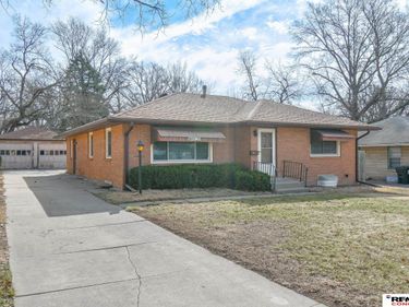 1810 S 48Th Street, Lincoln, NE 68506