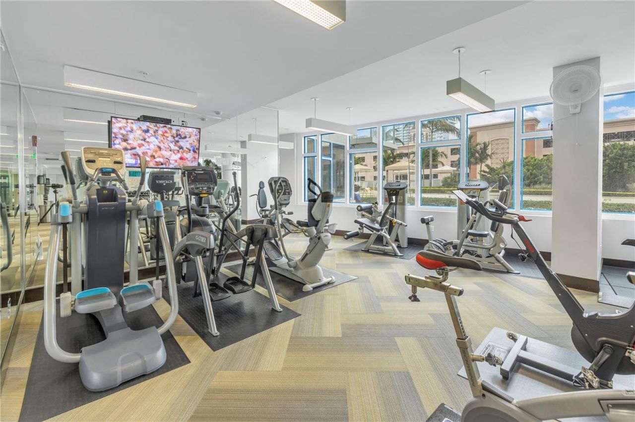 175 1st Street S, Unit 1006, Saint Petersburg, FL 33701 Photo