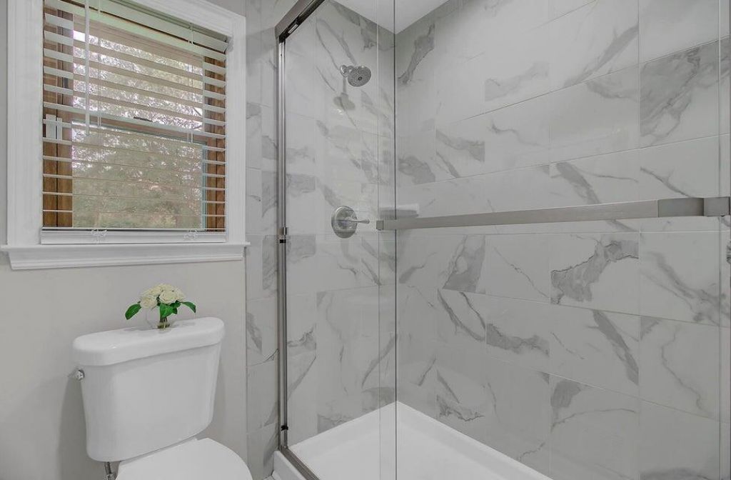 8045 Nantuckett Avenue Photo 10