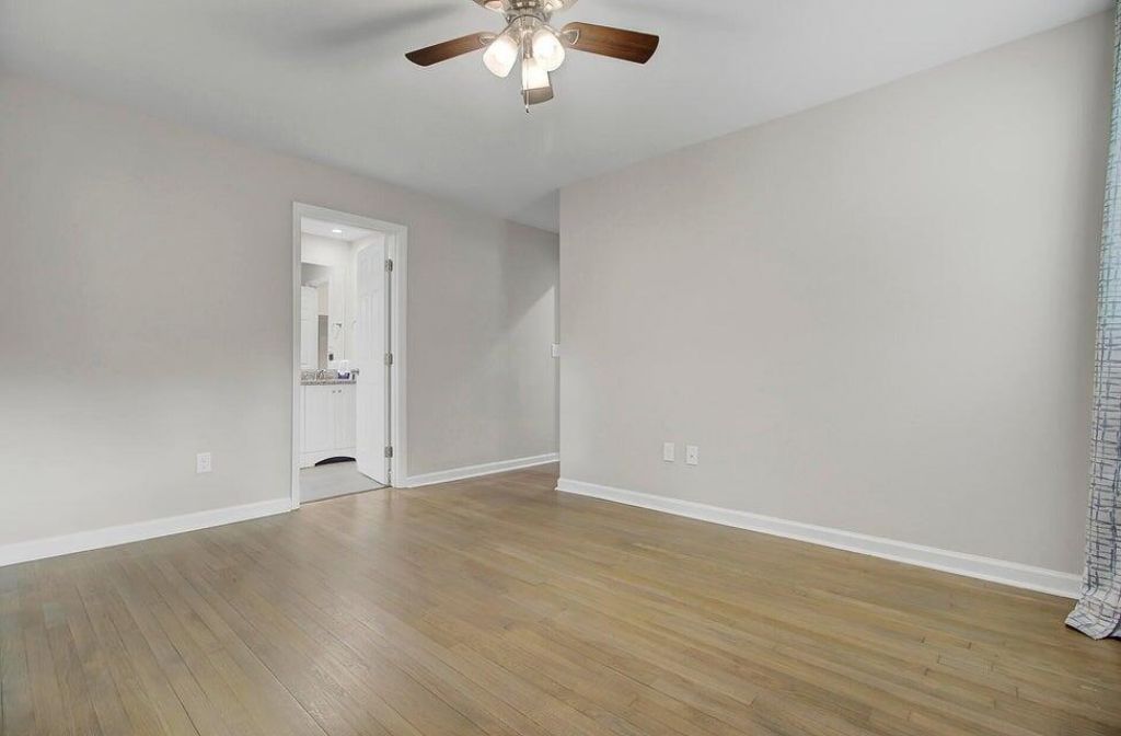 8045 Nantuckett Avenue Photo 15