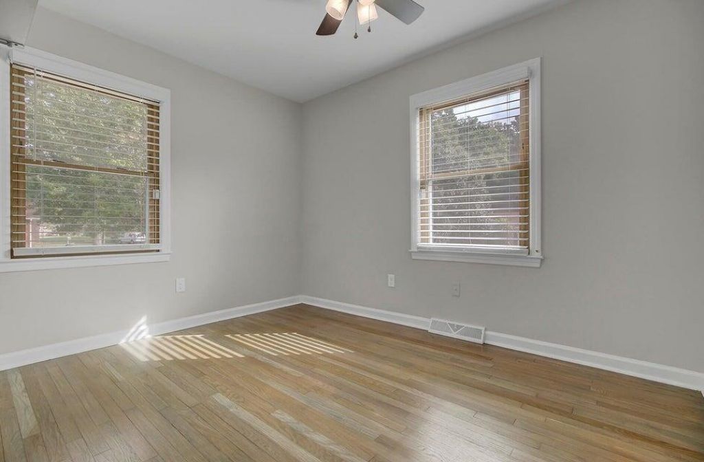 8045 Nantuckett Avenue Photo 16