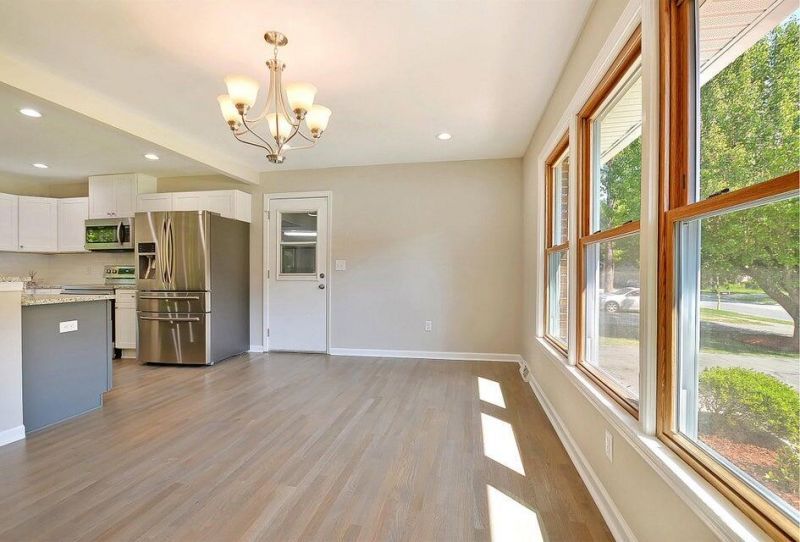 8045 Nantuckett Avenue Photo 7