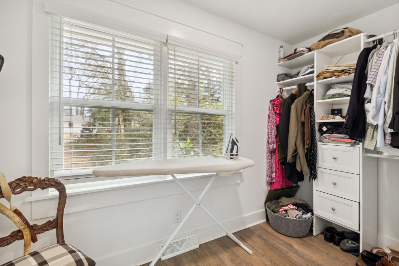 31 Farmfield Avenue Photo 23