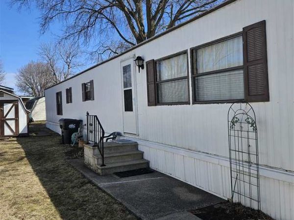 2100 Scott Blvd LOT 84, Iowa City, IA 52240