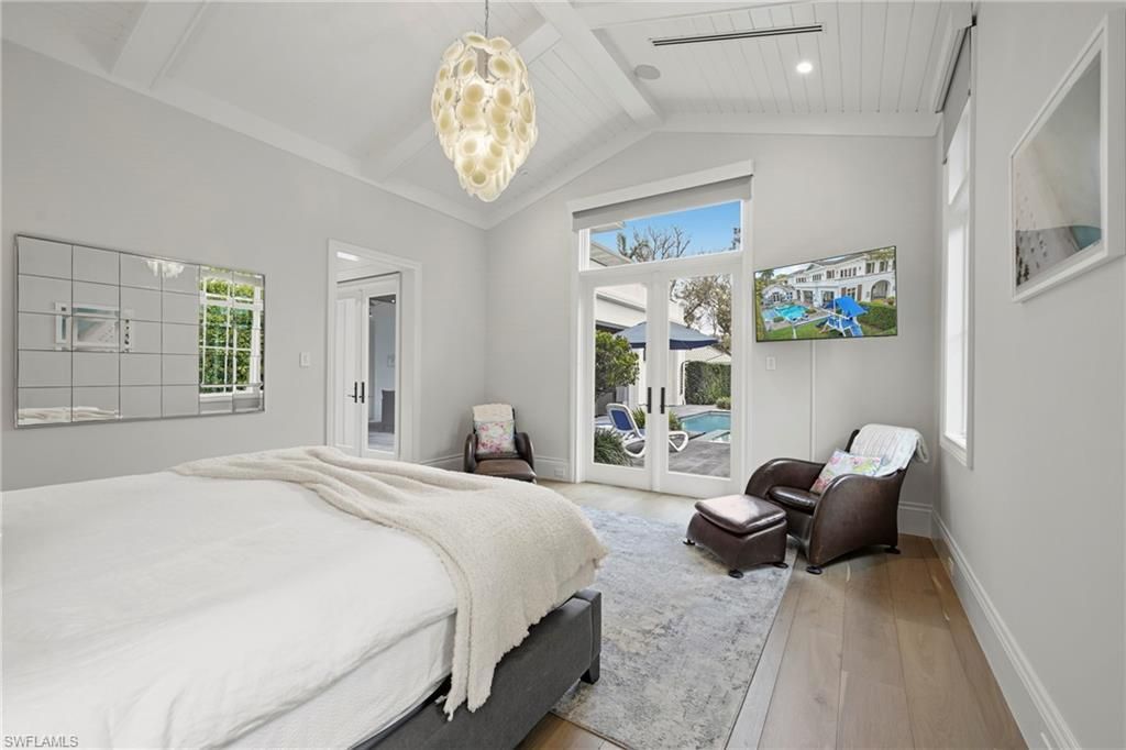 215 3rd Ave N, Naples, FL 34102 Photo