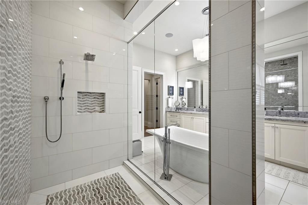 215 3rd Ave N, Naples, FL 34102 Photo