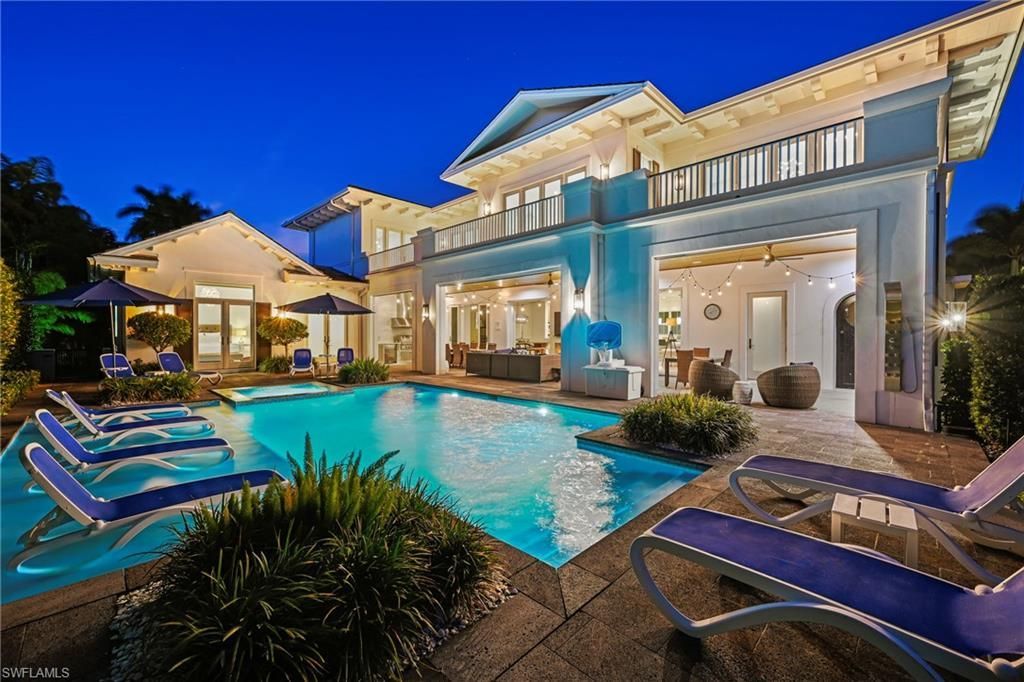 215 3rd Ave N, Naples, FL 34102 Photo
