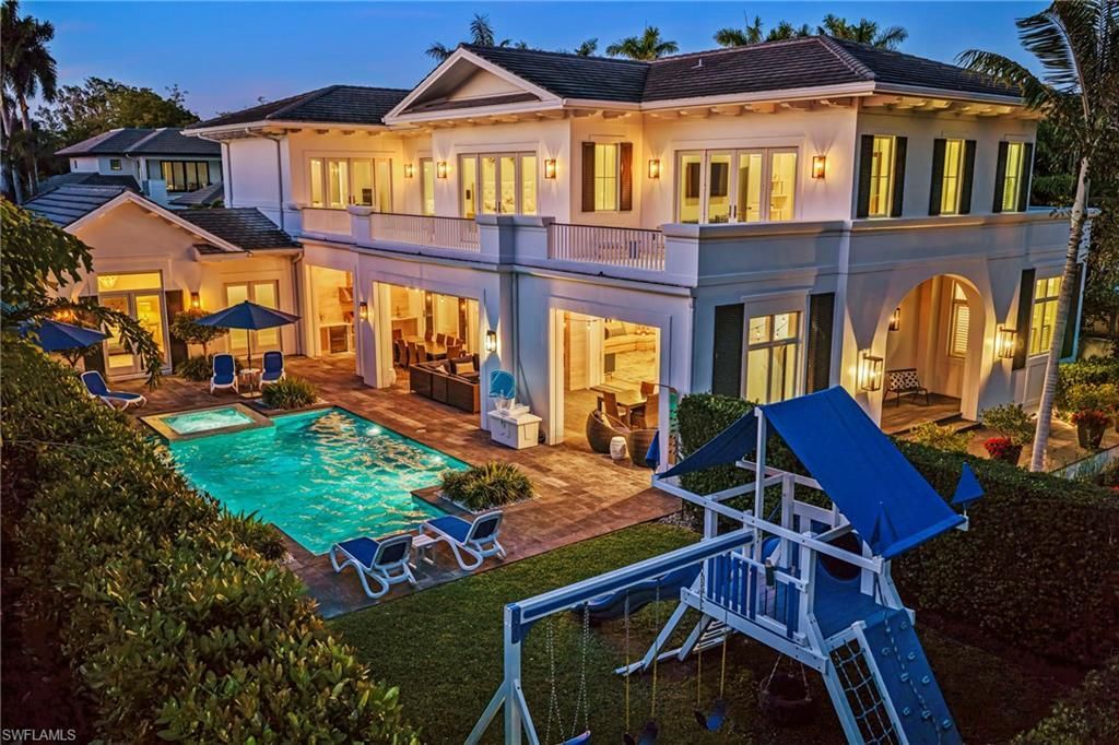 215 3rd Ave N, Naples, FL 34102 Photo