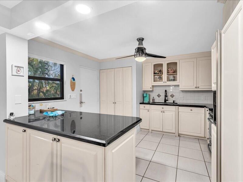 277 N Ocean Boulevard, Unit 102, Boca Raton, FL 33432 Photo