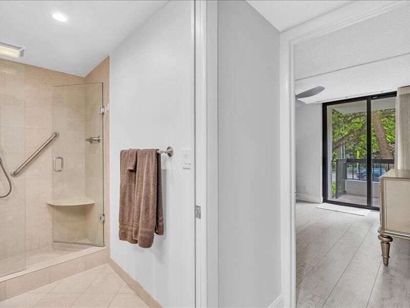 277 N Ocean Boulevard, Unit 102, Boca Raton, FL 33432 Photo