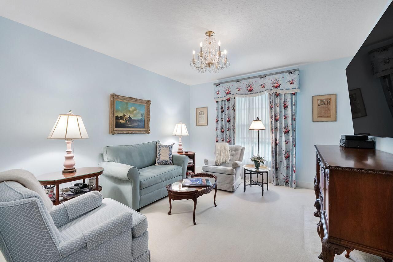 152 Oakwood Lane, Palm Beach Gardens, FL 33410 Photo